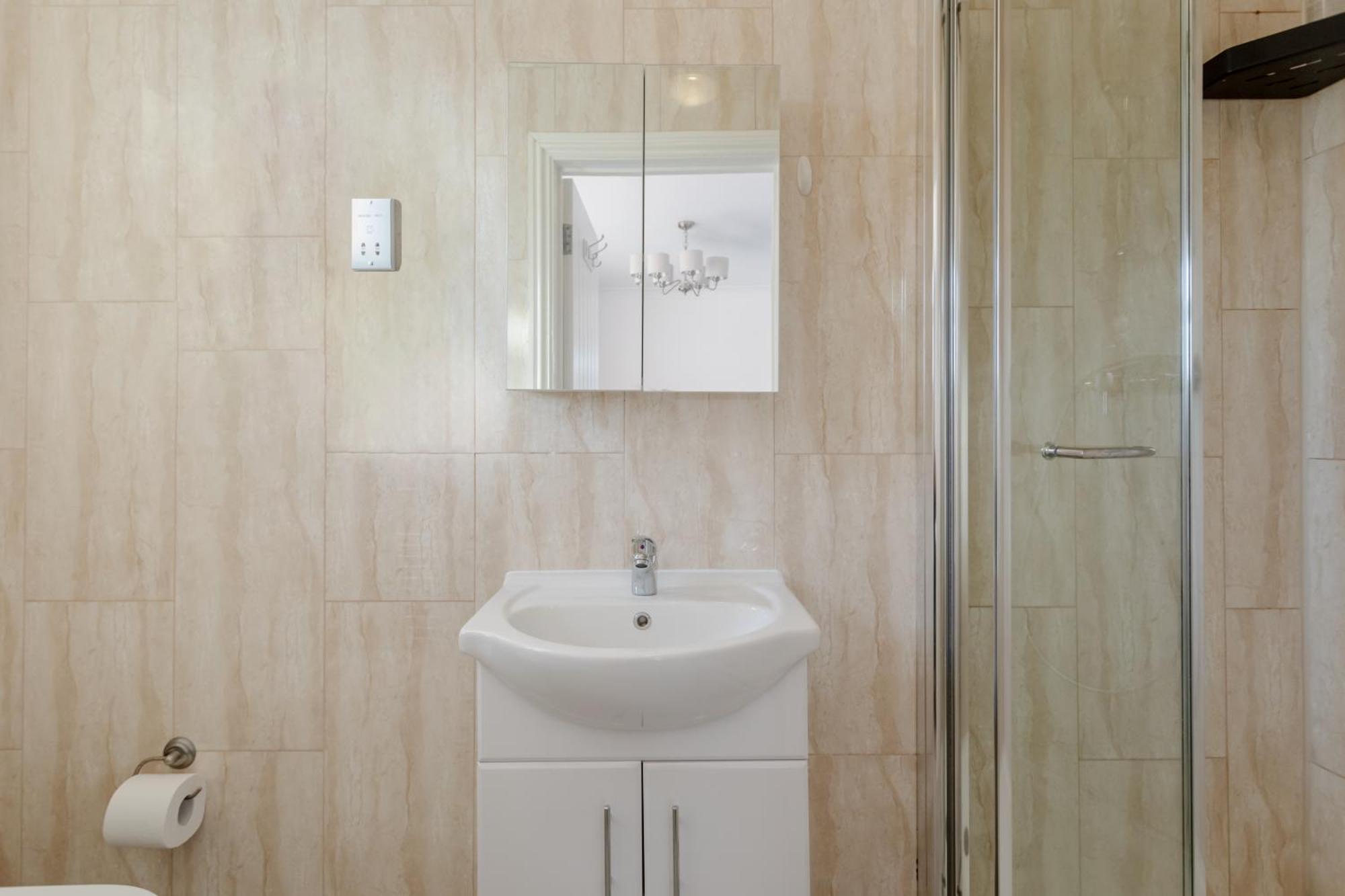 Apple House Wembley Otel Barnet Dış mekan fotoğraf