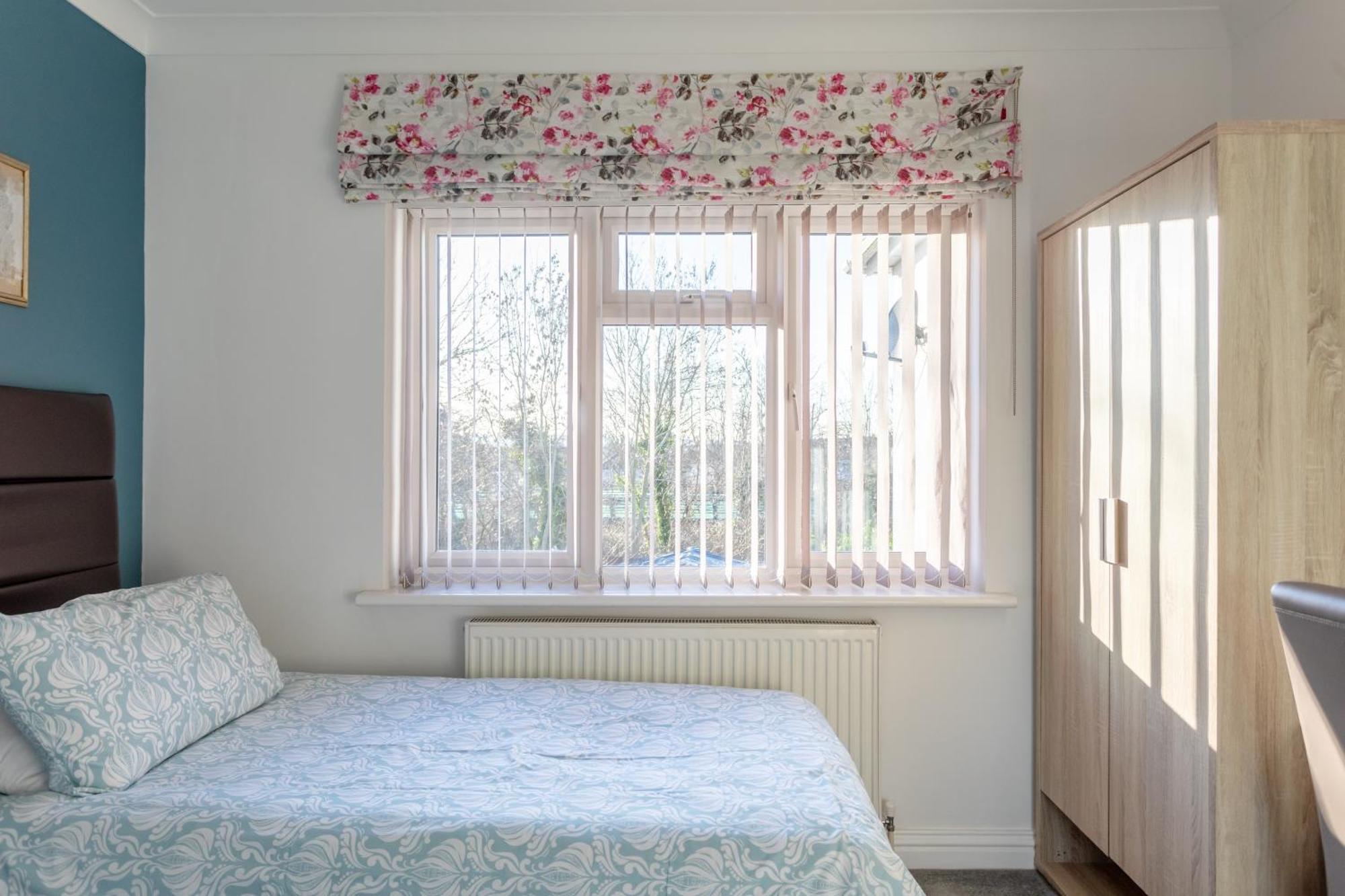 Apple House Wembley Otel Barnet Dış mekan fotoğraf